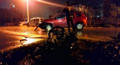 O­t­o­m­o­b­i­l­ ­I­l­e­ ­m­o­t­o­s­i­k­l­e­t­ ­ç­a­r­p­ı­ş­t­ı­:­ ­1­ ­y­a­r­a­l­ı­ ­-­ ­Y­a­ş­a­m­ ­H­a­b­e­r­l­e­r­i­